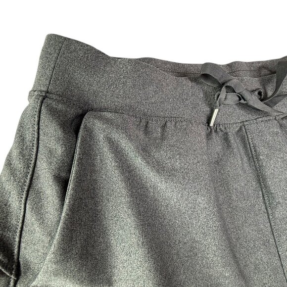 Old Navy Active Shorts Powersoft Gray. High-Rise Go-Dry.  Size women's Small - Picture 2 of 9